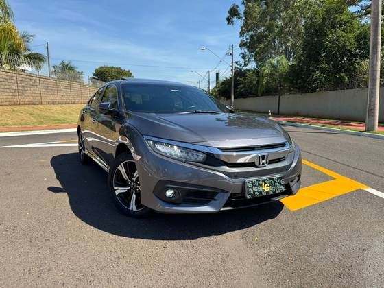 HONDA CIVIC 1.5 16V TURBO GASOLINA TOURING 4P CVT
